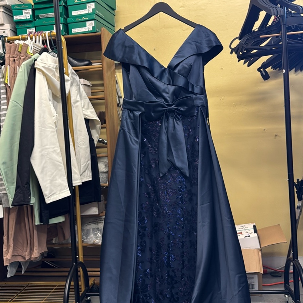 Elegant Navy Evening Gown